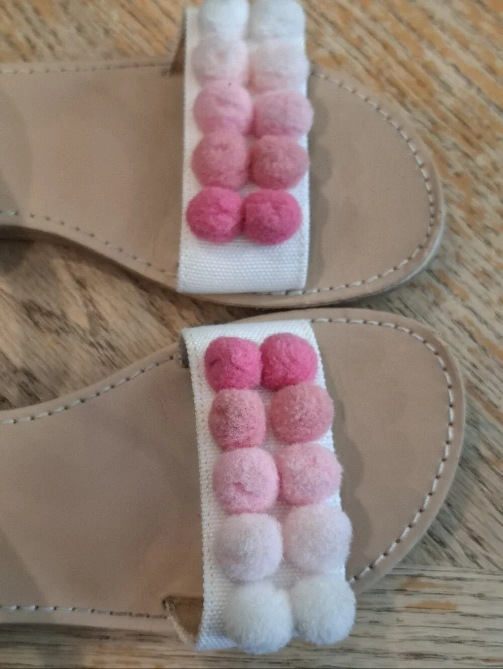 cupcakes & cashmere pre loved